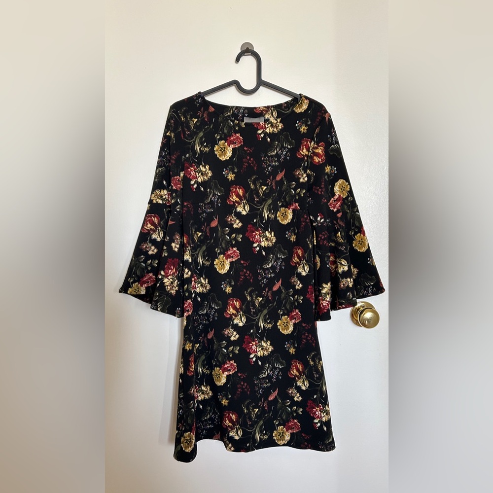 NWT Floral Bell Sleeve Dress